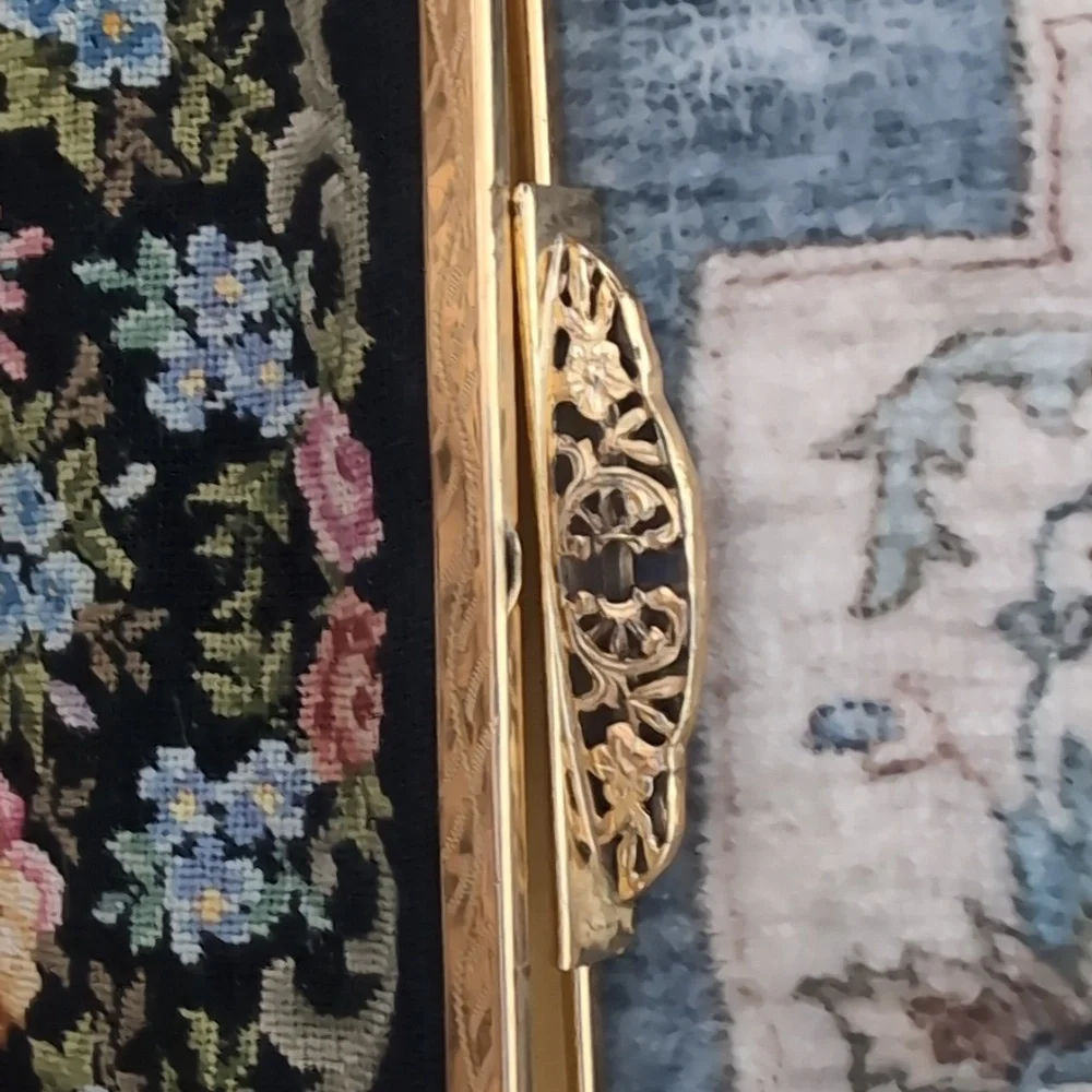 Vintage brocade floral bag - Picture 4 of 8